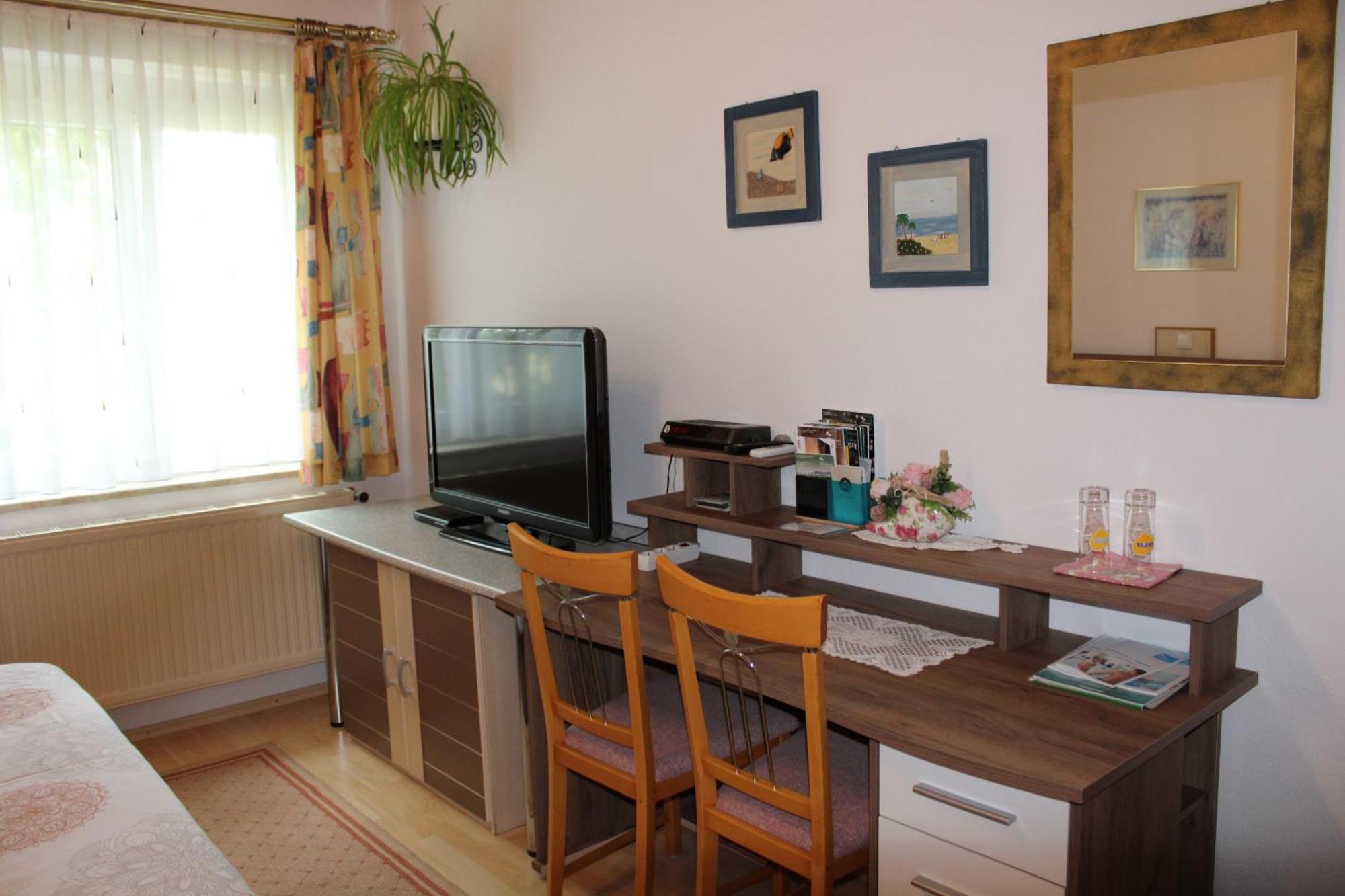 Ferienwohnung Und Gaestezimmer Gaspar Halbenrain Екстериор снимка